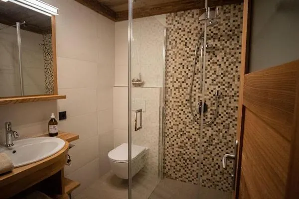 施切尔独特公寓